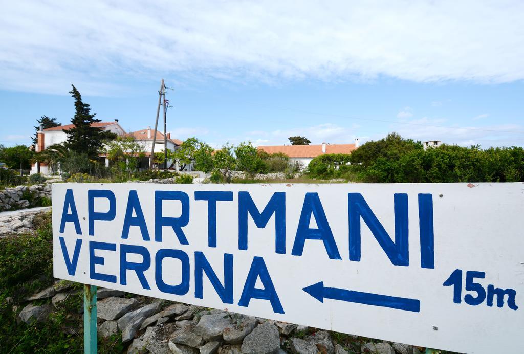 Apartments Katarina Вели-Рат Экстерьер фото